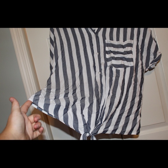 Blue & white Striped tie shirt. - Picture 3 of 4